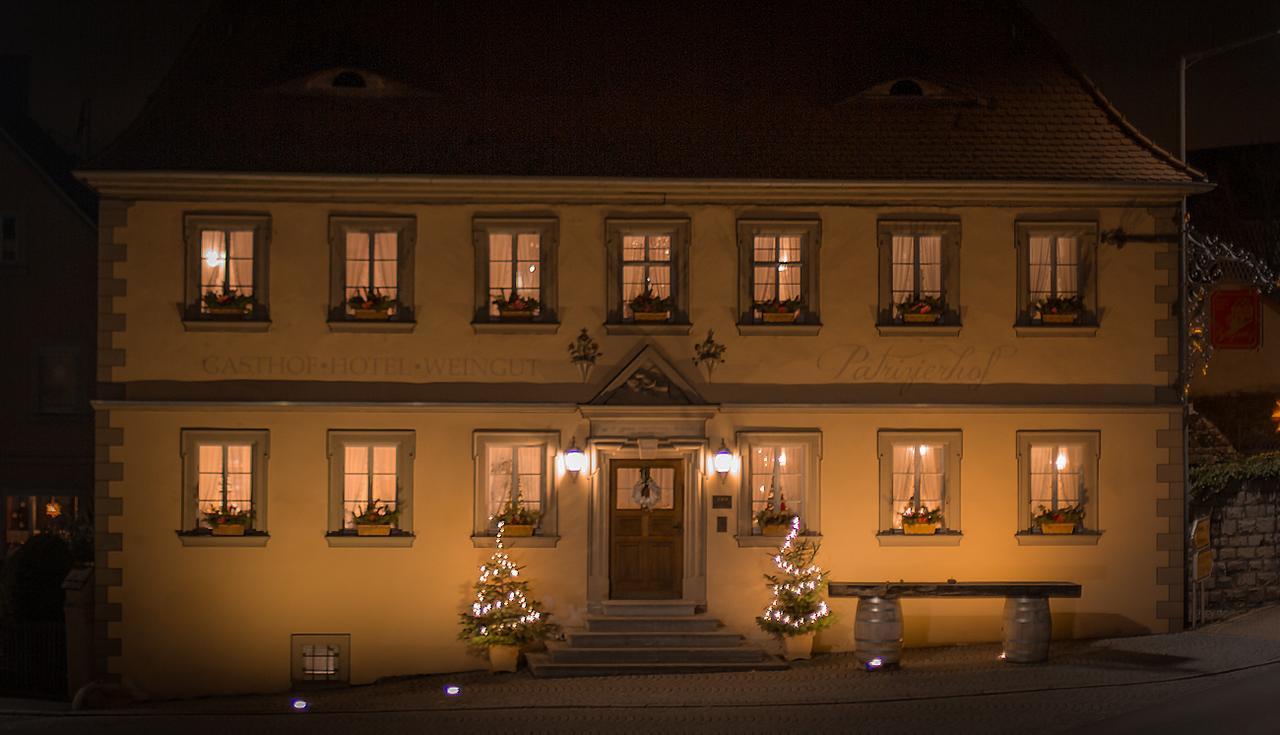 Der Patrizierhof - Weingut Gasthof Hotel - Familie Grebner Grosslangheim 外观 照片