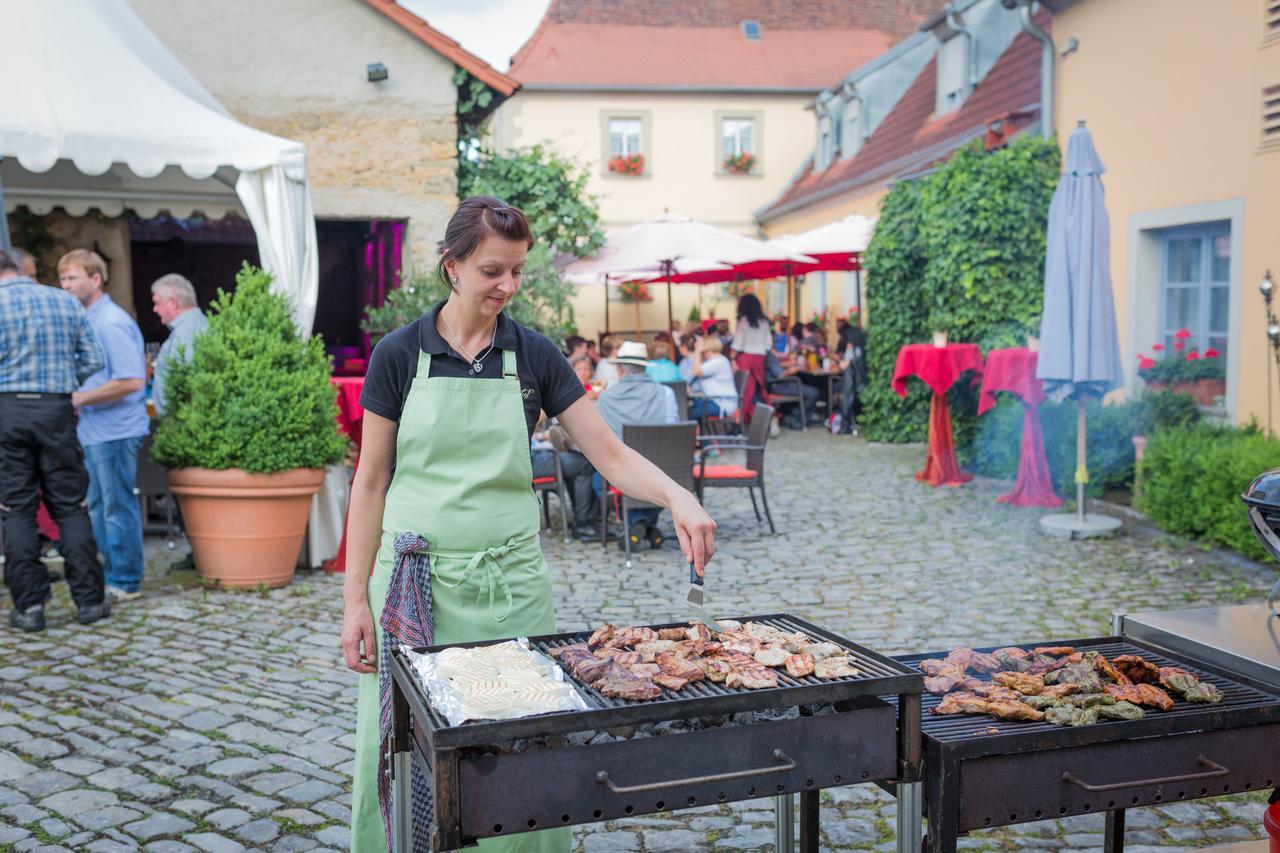 Der Patrizierhof - Weingut Gasthof Hotel - Familie Grebner Grosslangheim 外观 照片
